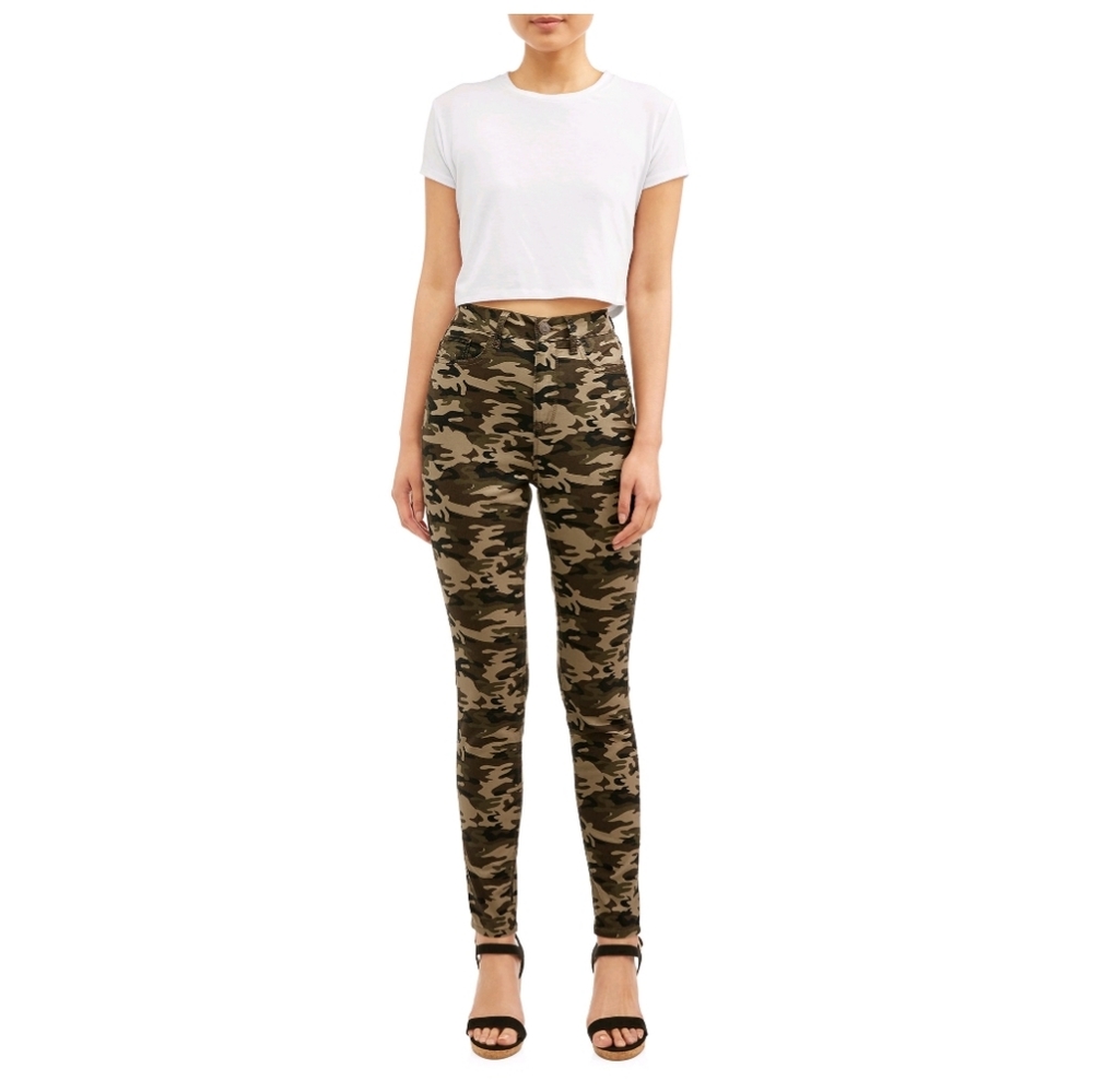 New Junior Camou High-Rise Skinny Jeans